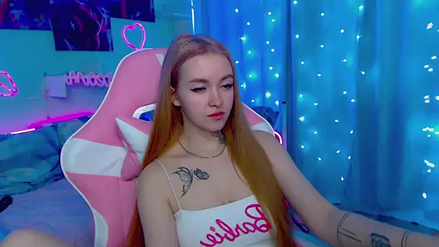 Snapshot of Naughty_Mable chatting on 01-29-25, 09:55 Naughty Mable online show from 01-29-25, 09:55