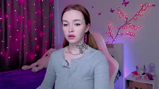 Snapshot of Naughty_Mable chatting on 09-22-25, 12:56 Naughty Mable online show from 09-22-25, 12:56