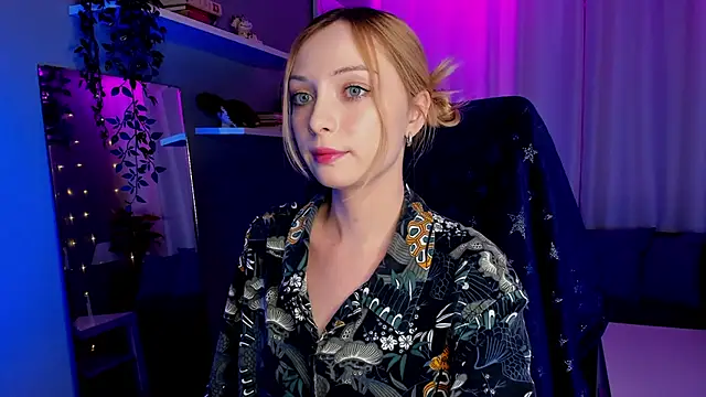 Snapshot of forget_me_not_eve chatting on 01-13-25, 02:11 forget me not eve online show from 01-13-25, 02:11