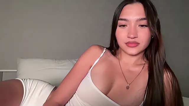 Snapshot of MilenaMilven chatting on 02-13-26, 07:54 MilenaMilven online show from 02-13-26, 07:54