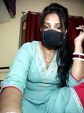 Snapshot of Soniya_444 chatting on 01-08-25, 07:13 Soniya 444 online show from 01-08-25, 07:13