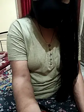 Snapshot of Soniya_444 chatting on 02-15-25, 08:11 Soniya 444 online show from 02-15-25, 08:11