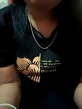 Snapshot of Soniya_444 chatting on 02-07-26, 09:13 Soniya 444 online show from 02-07-26, 09:13