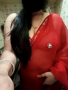 Snapshot of Soniya_444 chatting on 02-13-26, 05:42 Soniya 444 online show from 02-13-26, 05:42