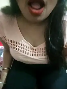 Snapshot of Soniya_444 chatting on 02-17-26, 08:22 Soniya 444 online show from 02-17-26, 08:22