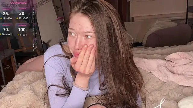 eva varnerr online show from 04-23-26, 05:04