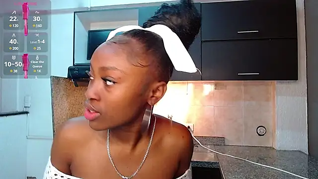 Snapshot of nikkystorm1_ chatting on 01-21-25, 01:54 nikkystorm1 online show from 01-21-25, 01:54