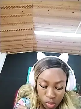 Snapshot of nikkystorm1_ chatting on 02-26-25, 02:14 nikkystorm1 online show from 02-26-25, 02:14