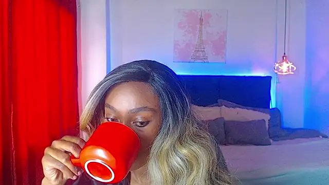 Snapshot of nikkystorm1_ chatting on 03-18-25, 01:42 nikkystorm1 online show from 03-18-25, 01:42
