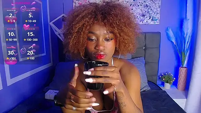 Snapshot of nikkystorm1_ chatting on 09-12-25, 01:55 nikkystorm1 online show from 09-12-25, 01:55
