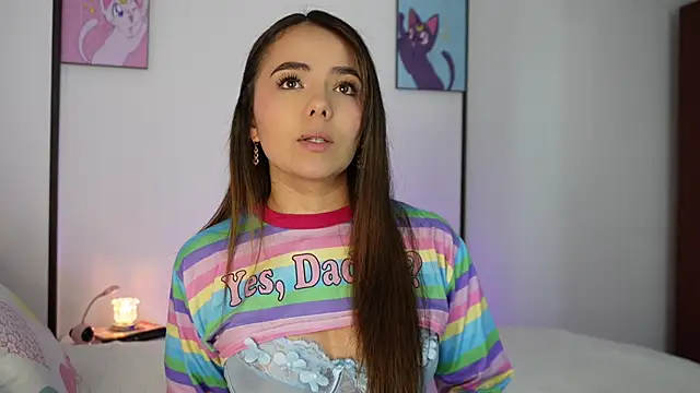 Snapshot of Hannah-Rose chatting on 01-12-25, 04:50 Hannah-Rose online show from 01-12-25, 04:50