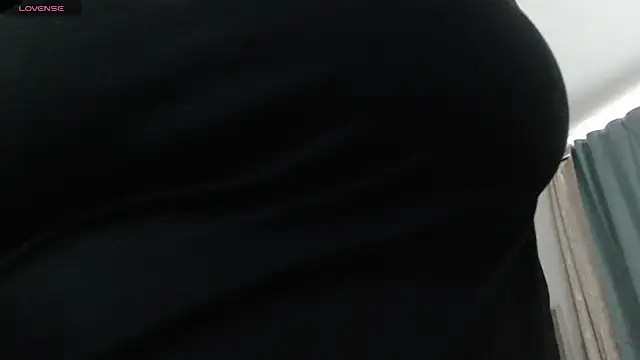 MommyHelpsmee online show from 10-15-25, 07:14