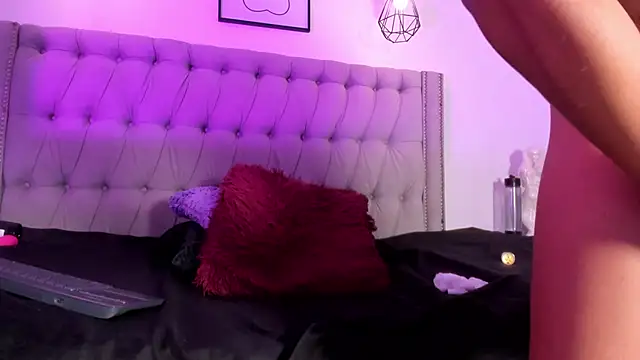 GysellHanson online show from 03-04-25, 02:32