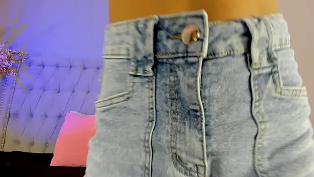 GysellHanson online show from 11-30-25, 11:36