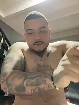 El Titan1998 online show from 01-05-25, 01:58