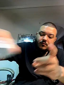 El Titan1998 online show from 10-15-25, 09:26