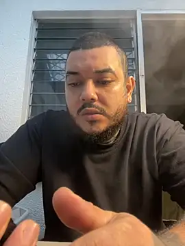 El Titan1998 online show from 11-30-25, 12:31