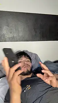 Beboteejoel online show from 11-22-25, 04:06