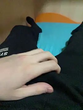 Snapshot of Dvddd chatting on 01-18-26, 02:54 Dvddd online show from 01-18-26, 02:54