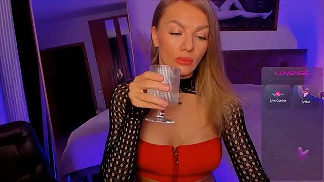 Oliva Candy online show from 03-27-26, 06:40