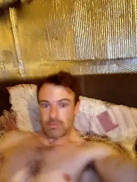 Snapshot of Eddyfrancis87 chatting on 10-01-25, 01:11 Eddyfrancis87 online show from 10-01-25, 01:11