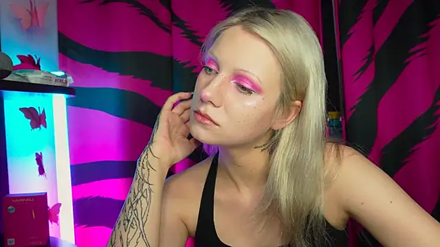 Vasya Sylvia online show from 07-18-26, 06:56