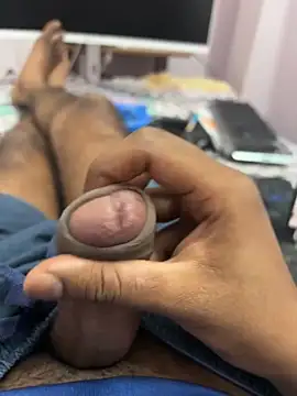 Cocaineandweed45 online show from 11-26-25, 05:36