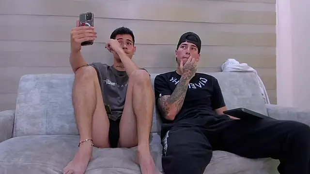 Snapshot of hell_twink chatting on 03-12-25, 09:12 hell twink online show from 03-12-25, 09:12