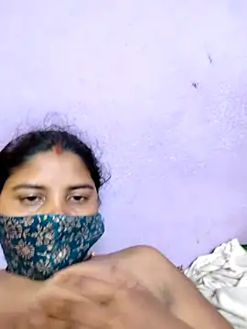 Snapshot of sweet_suman chatting on 09-12-25, 05:35 sweet suman online show from 09-12-25, 05:35