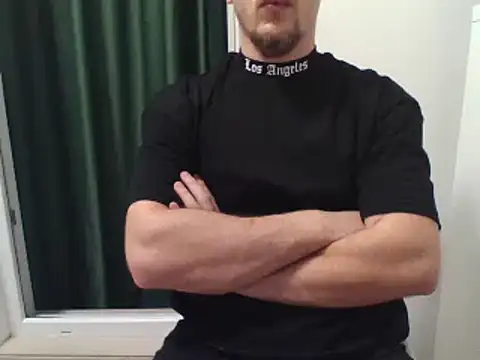 couplehot992 online show from 01-05-25, 06:02