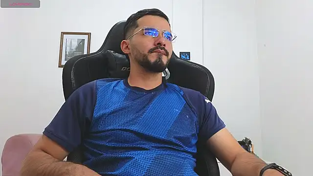 Massimoo 07 online show from 11-11-25, 06:19