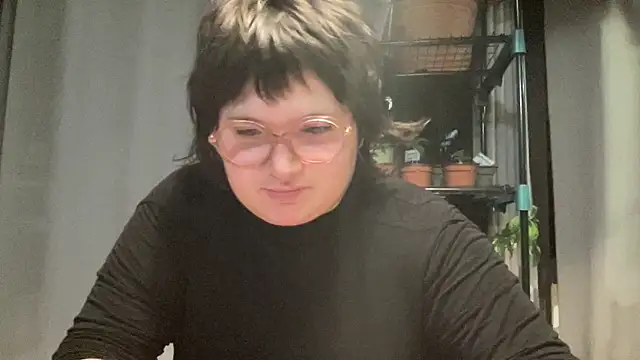 Snapshot of _dwhorekin_ chatting on 11-28-25, 12:24 dwhorekin online show from 11-28-25, 12:24