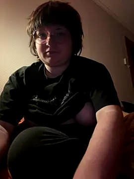 Snapshot of _dwhorekin_ chatting on 11-30-25, 12:14 dwhorekin online show from 11-30-25, 12:14