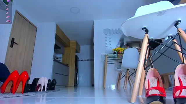 Snapshot of Susan_parker01 chatting on 09-28-25, 12:32 Susan parker01 online show from 09-28-25, 12:32