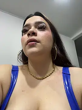 Snapshot of Sophia_cyrus11 chatting on 01-01-25, 05:22 Sophia cyrus11 online show from 01-01-25, 05:22