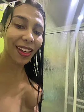 Snapshot of Ebonyxprincess_ chatting on 10-13-25, 08:20 Ebonyxprincess online show from 10-13-25, 08:20