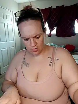 Snapshot of cloudy_couple444 chatting on 10-05-25, 04:38 cloudy couple444 online show from 10-05-25, 04:38