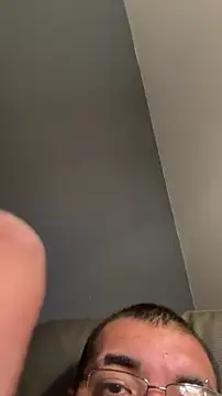 Snapshot of cloudy_couple444 chatting on 01-18-26, 02:59 cloudy couple444 online show from 01-18-26, 02:59