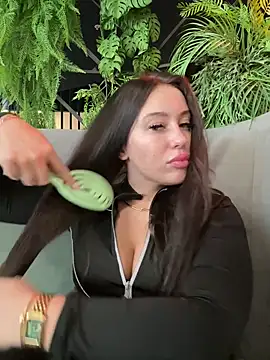 AndreaMood online show from 03-06-25, 07:14