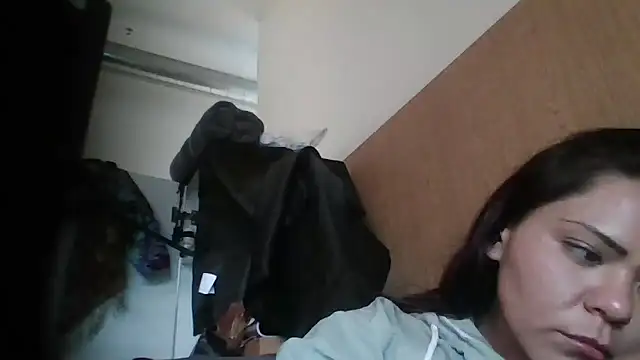 Snapshot of Dnasty408 chatting on 11-05-25, 11:16 Dnasty408 online show from 11-05-25, 11:16