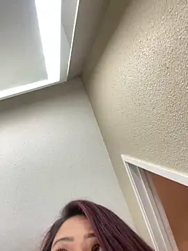 Snapshot of Dnasty408 chatting on 11-11-25, 03:17 Dnasty408 online show from 11-11-25, 03:17