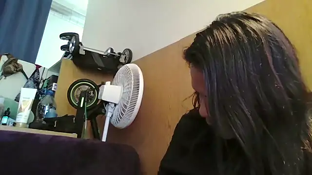 Snapshot of Dnasty408 chatting on 02-04-26, 09:42 Dnasty408 online show from 02-04-26, 09:42