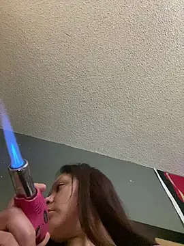 Snapshot of Dnasty408 chatting on 03-19-26, 03:16 Dnasty408 online show from 03-19-26, 03:16