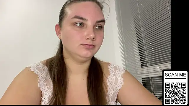 Snapshot of Dreamyblushfairy chatting on 10-26-25, 08:04 Dreamyblushfairy online show from 10-26-25, 08:04