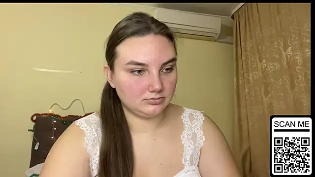 Snapshot of Dreamyblushfairy chatting on 11-22-25, 04:39 Dreamyblushfairy online show from 11-22-25, 04:39