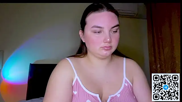 Dreamyblushfairy online show from 03-08-26, 04:22