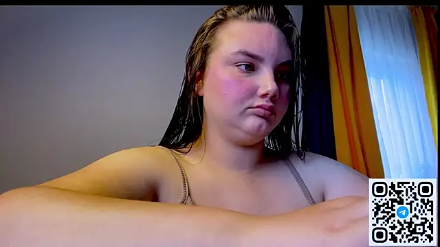 Snapshot of Dreamyblushfairy chatting on 07-28-26, 02:13 Dreamyblushfairy online show from 07-28-26, 02:13