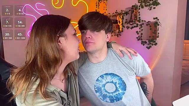 RobertAndLinela online show from 10-04-25, 07:50