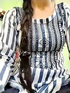 Snapshot of Somiya87 chatting on 01-23-25, 12:25 Somiya87 online show from 01-23-25, 12:25