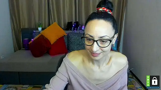 Snapshot of Arianasweety23 chatting on 01-06-25, 09:30 Arianasweety23 online show from 01-06-25, 09:30